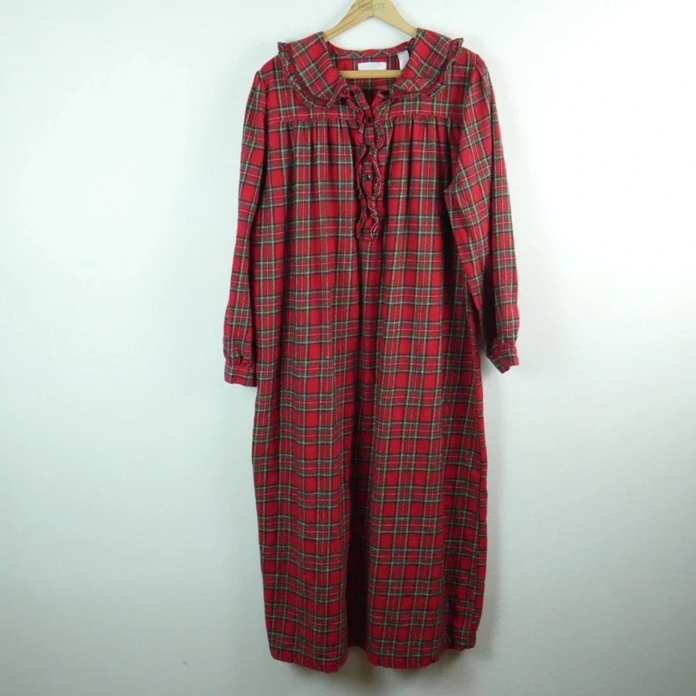Vintage Large Red Plaid Flannel Nightgown Cotton Prairie Traditional Modest